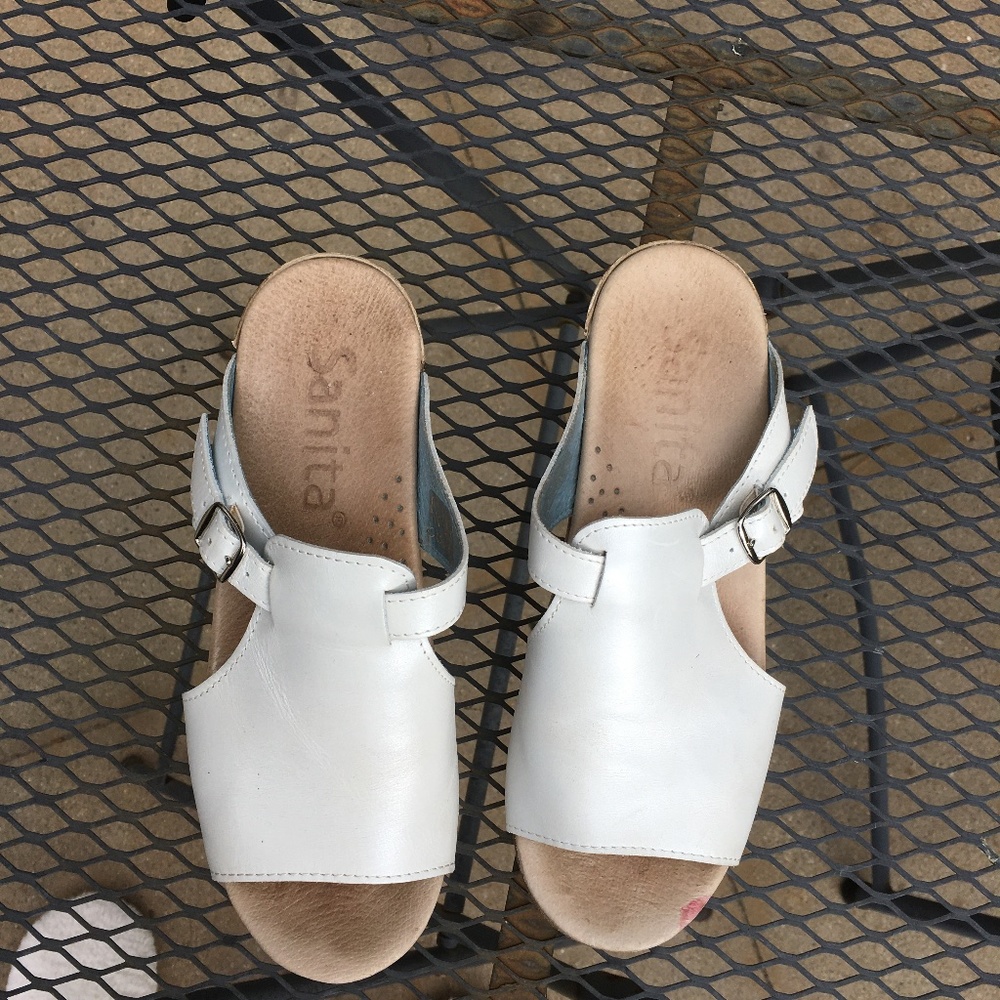 Clogs